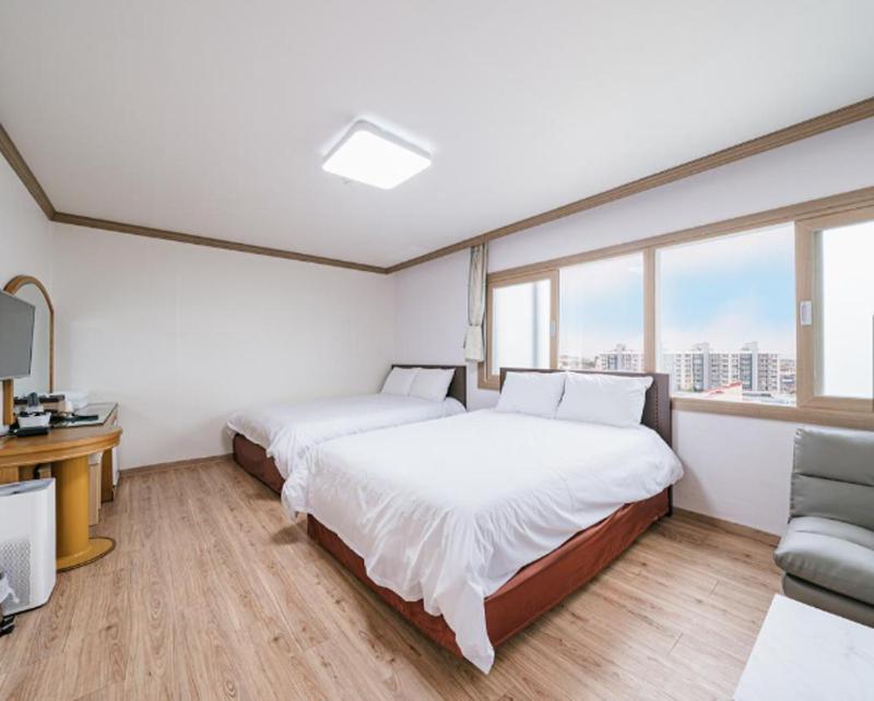 Top Island Hotel Jeju Luaran gambar